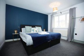 Milestone House - Perfect for Contractors, Private Drive, generous offer for long stays